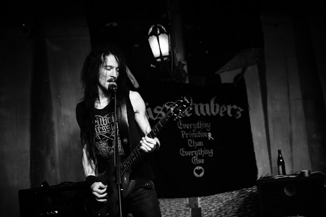 photos/concerts/2012/07_14_Kafe_Kult_Muenchen/3_Dismembers_120714_IMG_2821.jpg