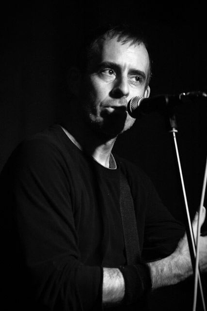 photos/concerts/2012/09_22_Kafe_Kult_Muenchen/Ted_Leo_120922_IMG_4305.jpg